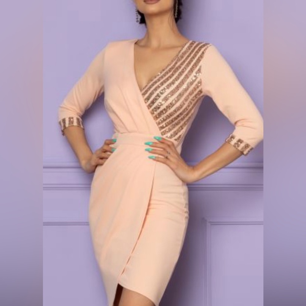 ArinMauve/Pink
Size M